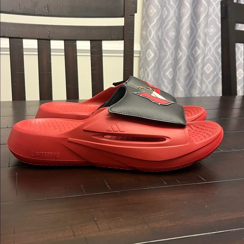 Adidas Lightblaze Louisville Cardinals Slides Sandals Shoes IH7116 Mens Size 10